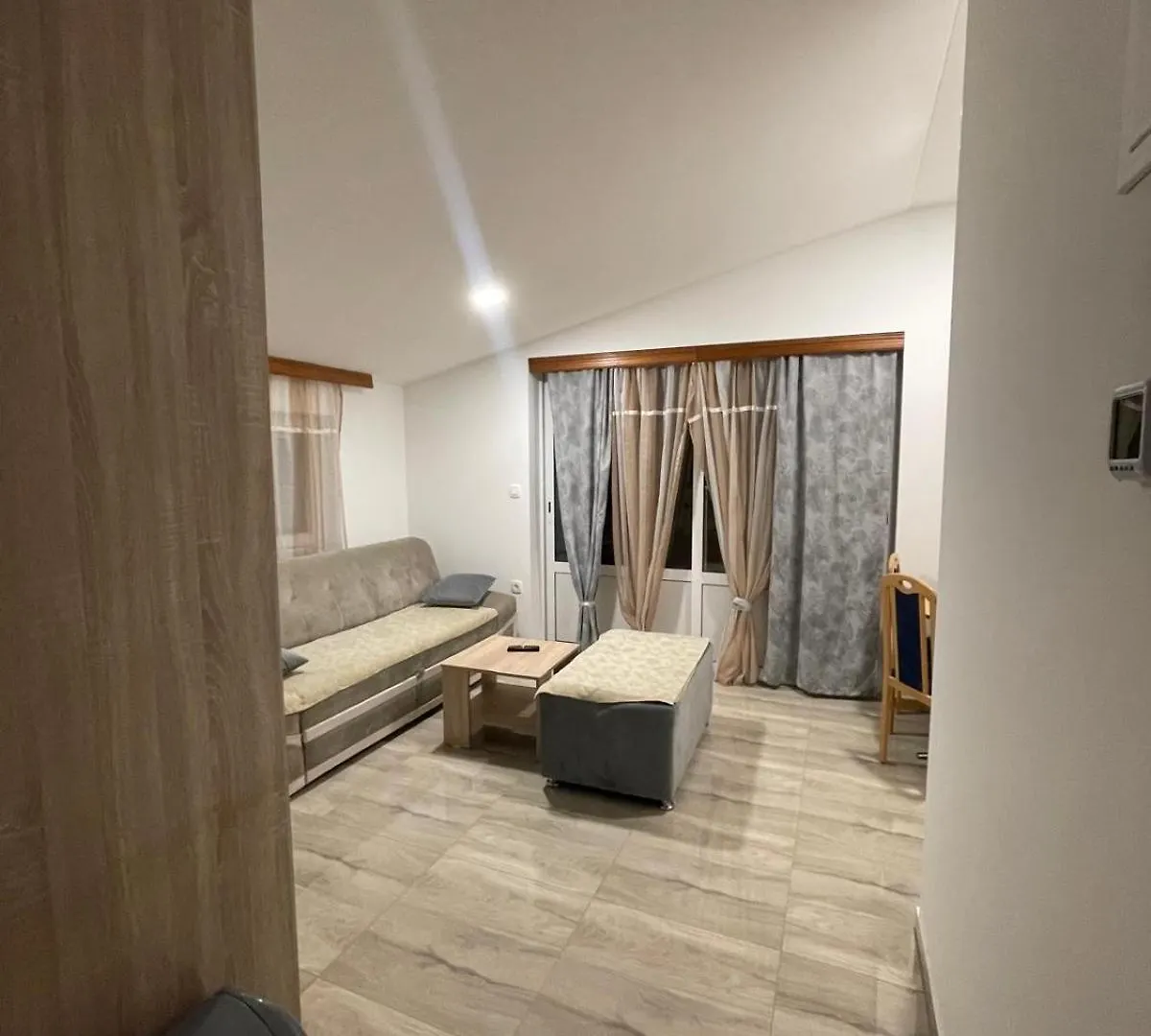 Vila White Pearl Vir Apartamento