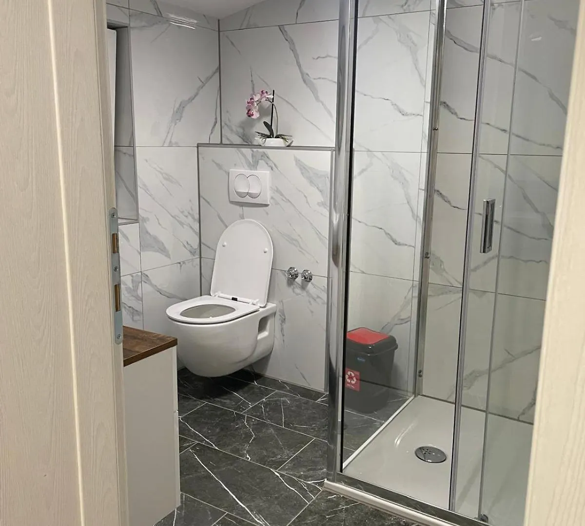 Vila White Pearl Vir